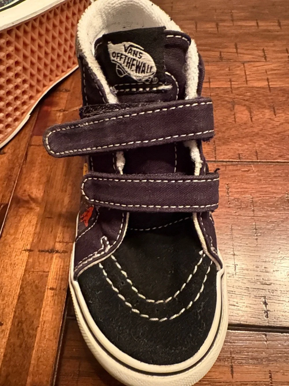 Vans Kids High-Top Sneakers Black/Multicolor Dino Print  Sz 10 Sk8r, Urban Vibes